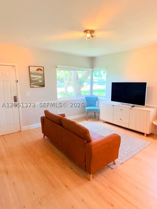 Photo - 201 Flagler Dr