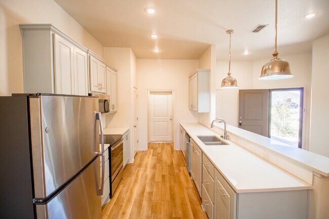 Photo - 2 Bedroom 2 Bathroom