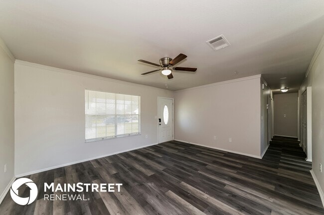 Building Photo - 5726 Kenwood Dr Rental