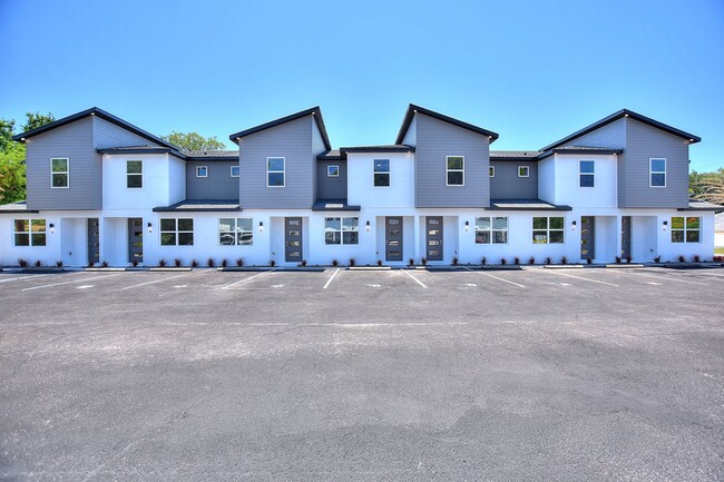 Photo - 61 Cordona Dr Apartment Unit 61 Cordona Drive #E