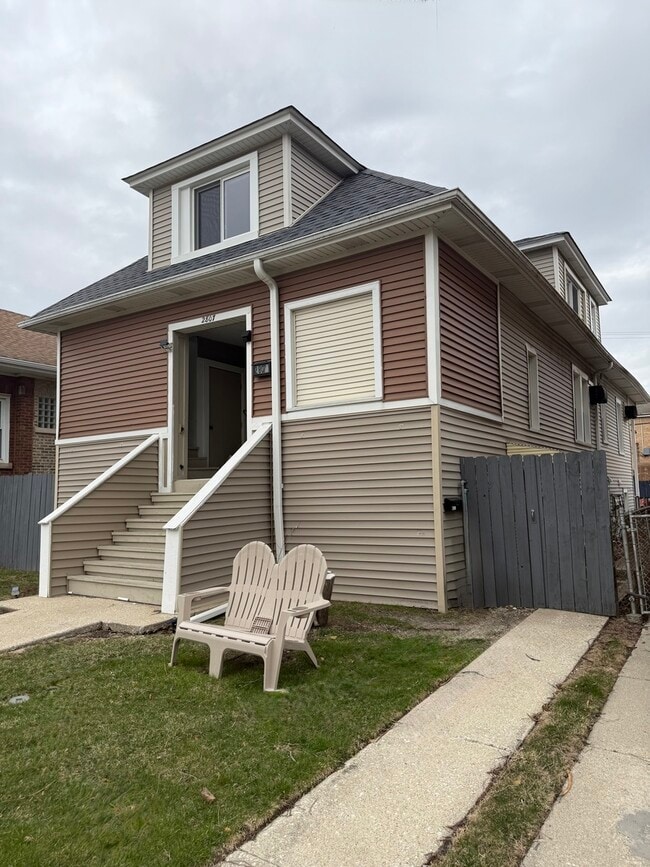 Building Photo - 2807 N 74th Ct Unit 2