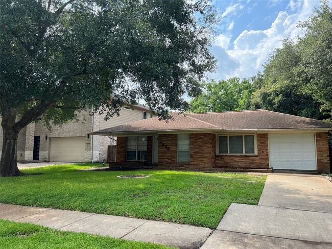 Building Photo - 4057 Woodfox St Rental