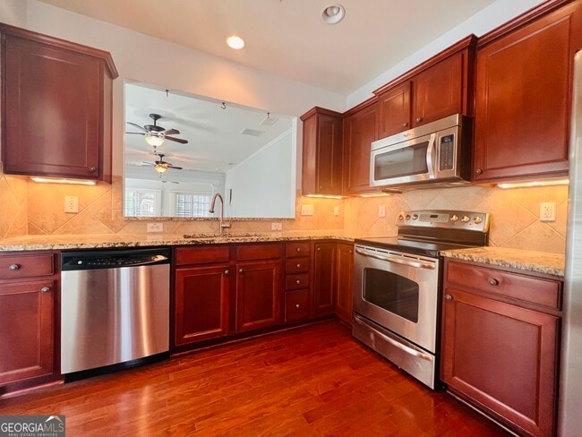 Photo - 130 Magic Lily Dr