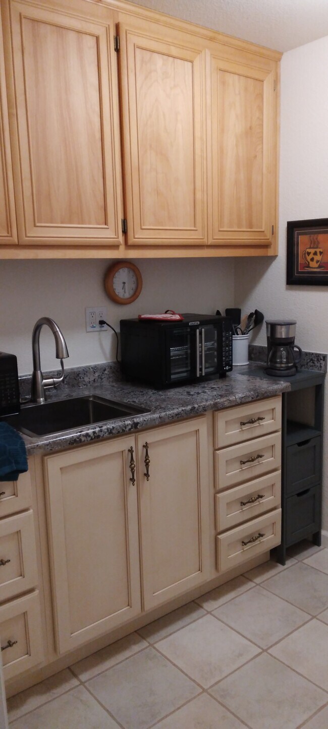 Cocina totalmente equipada - 418 Riesling St Unidad 418A