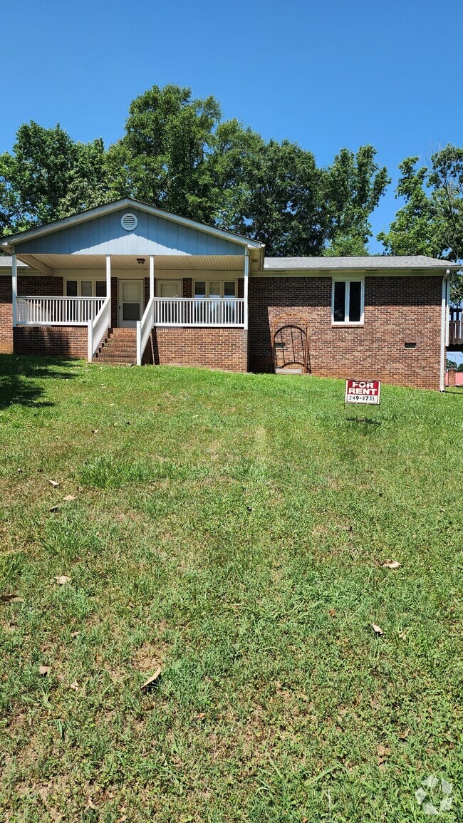 Building Photo - 115 Hunter Dr Rental