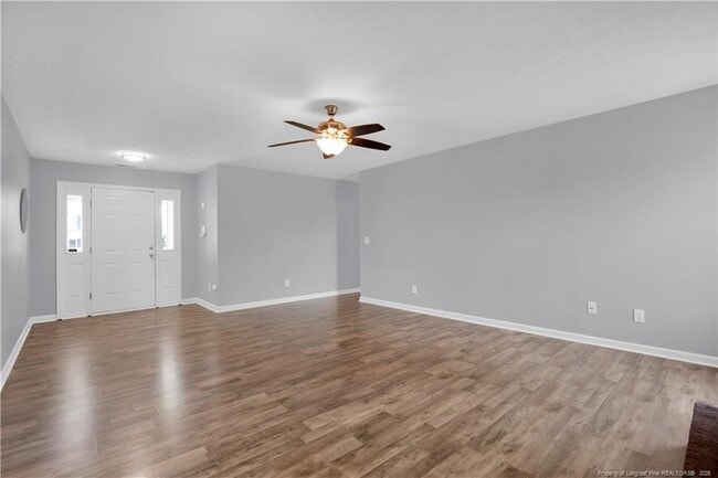Photo - 380 Eileen Dr