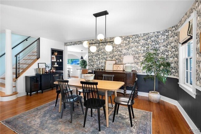 Photo - 44 W Genesee St