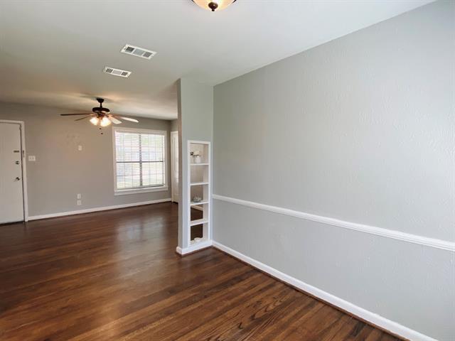 Photo - 2114 Dunloe Ave