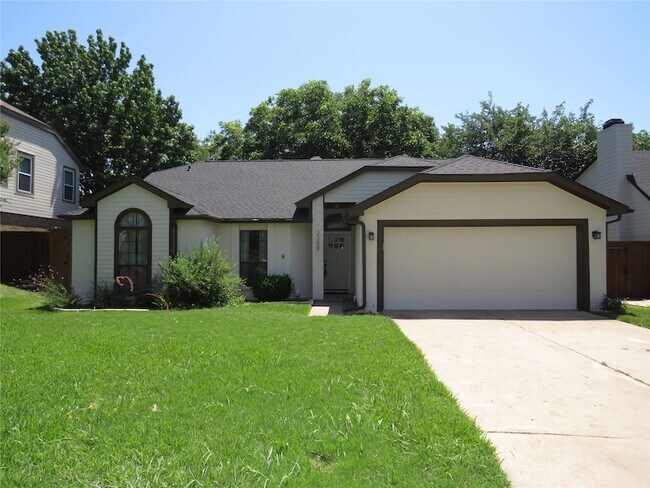 Photo - 2308 Crestmeadow St House