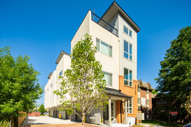 Photo - 3569 S Pennsylvania St Townhome