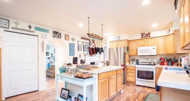 Photo - 5 bedroom Home on half acre in Palmer! Fantastic location, close to everything, great commute loc...