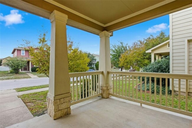 Photo - 930 Alamo Plaza Dr