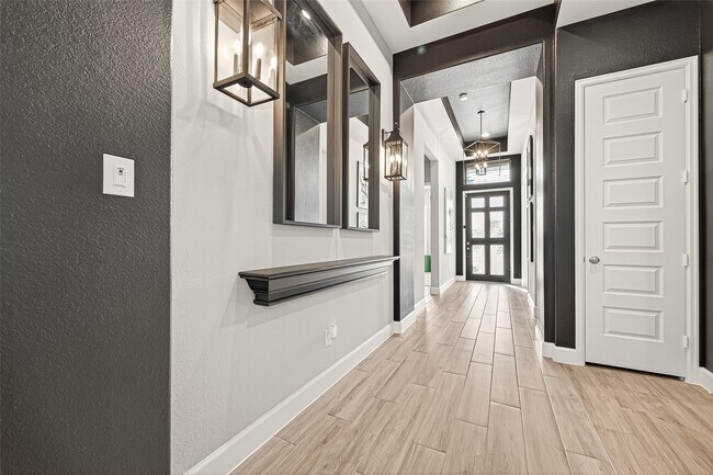 Photo - 2806 Sycamore Wood Trce