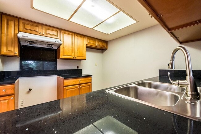 Photo - Modern Style 3 Bed / 3 Bath Townhouse + Bonus Room in North Alhambra!