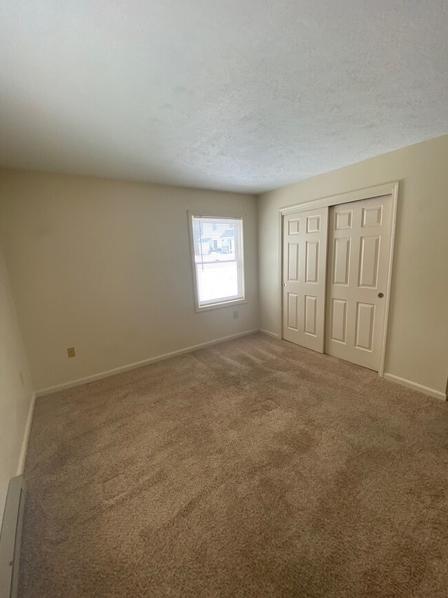 Gonic Estates at Brook Farm Village Apartments For Rent in Rochester