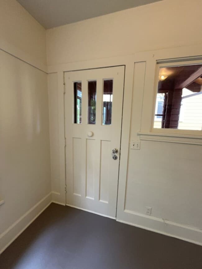 Photo - 1141 Franklin St Unidad A