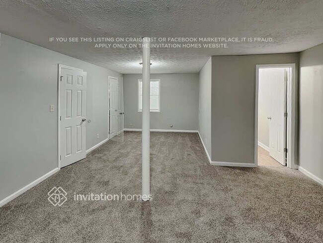 Photo - 625 McCart Rd