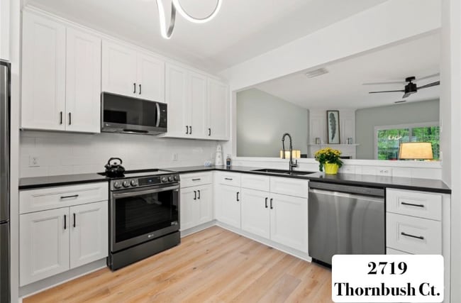 Photo - 2719 Thornbush Ct