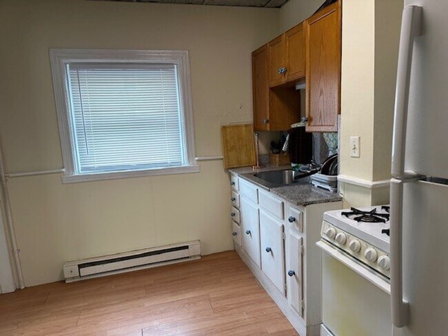 Photo - 9-11 Hammaker Street - Apt-1 Unidad 1