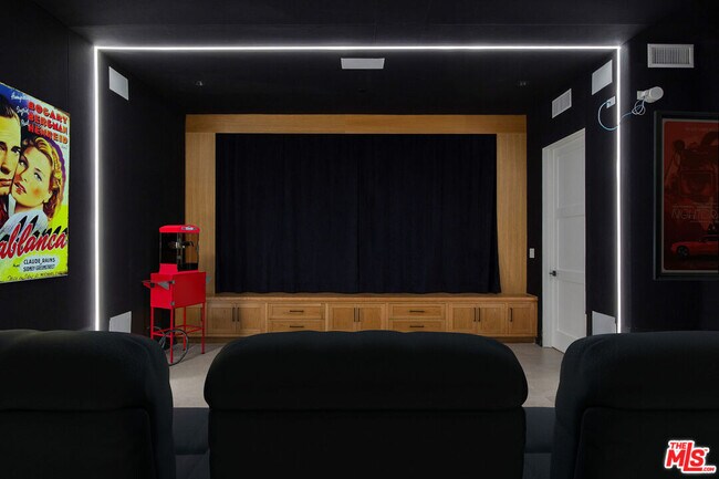 Photo - 444 Laurel Ave