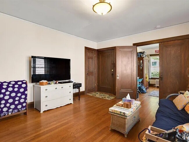 Photo - 413 Chamberlain Ave