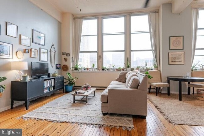 Photo - 1238 Callowhill St Unit 301