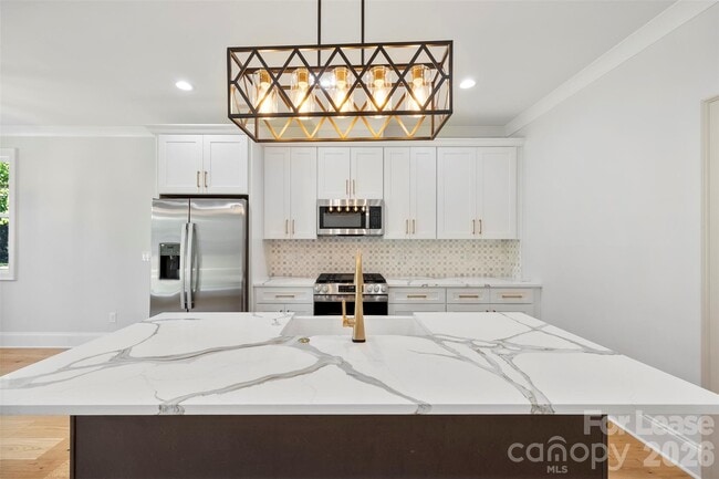 Photo - 1331 Condon St