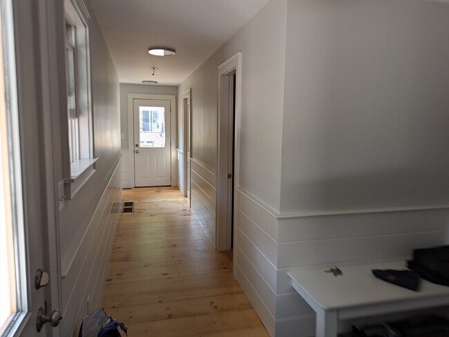 Photo - 7 Morse Croft Ln