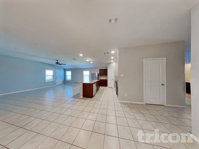 Photo - 957 Newby Ln