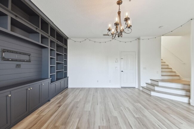 Photo - 1464 Harbour Walk Rd