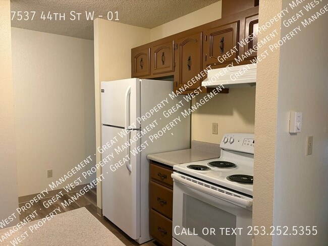 7537 44th St W Unit 01