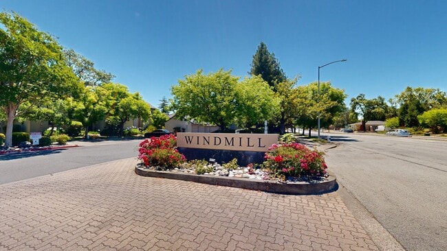 Photo - 1887 Windmill Cir