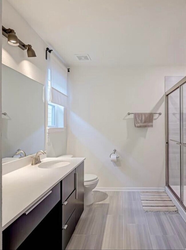 Photo - 16330 Oakside Hollow Ln