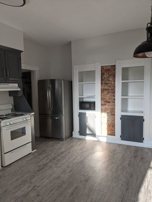 223 N Jefferson St Unit 1