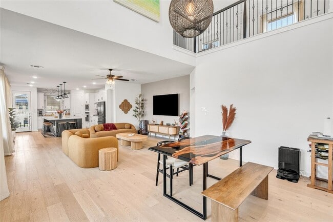 Photo - 516 Ahern Ct