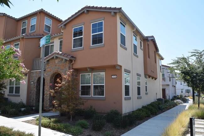 Building Photo - 2938 Nantes Walk Rental
