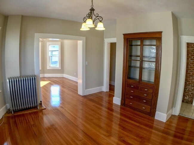 Photo - 130 Metropolitan Ave Unit 2