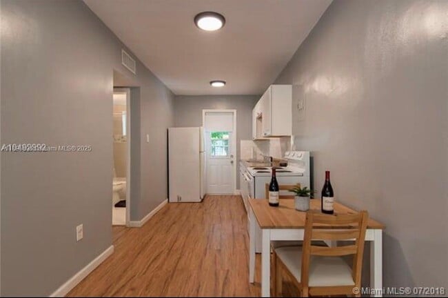 Photo - 75 Washington Ave Unit 9