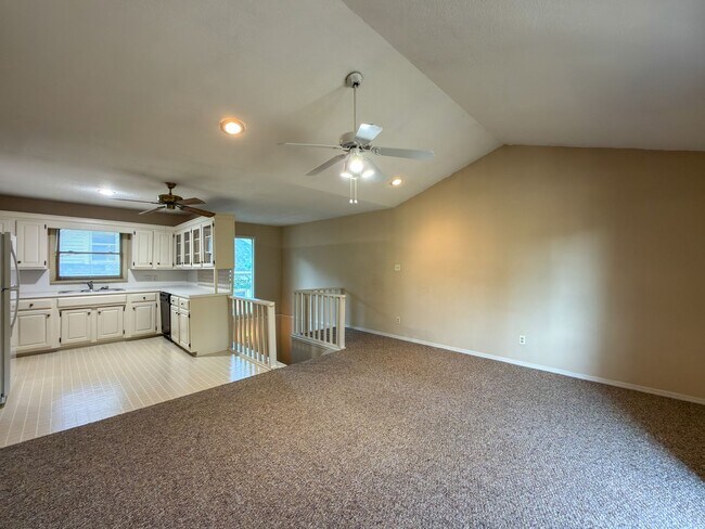 501 N May Ave Unit 4