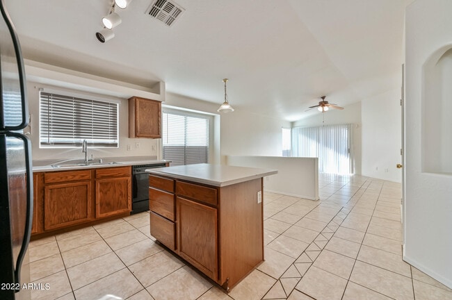 Photo - 2607 E Anderson Dr