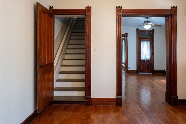 Photo - Beautiful home on West Wooster in Bowling Green