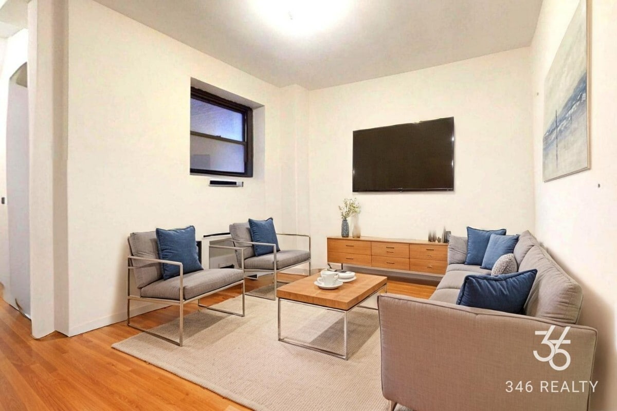 Lexington Avenue - Lexington Avenue Unit 2C