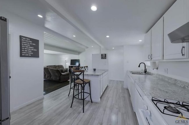 Photo - 132 Morrison St