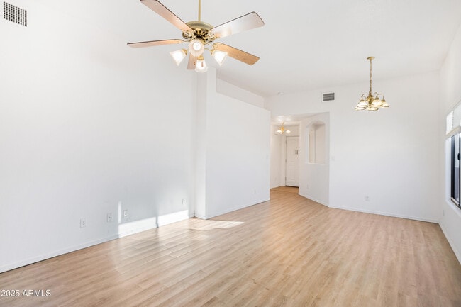 Photo - 813 Ocotillo Dr