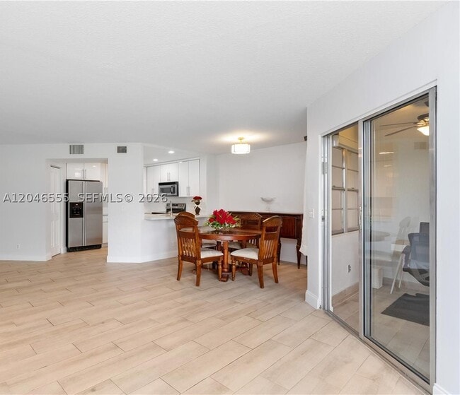Photo - 1110 SW 125th Ave Unit 112M