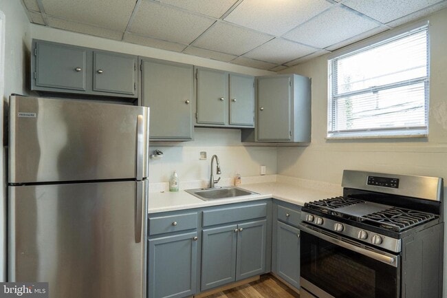 Photo - 1420 S Hicks St