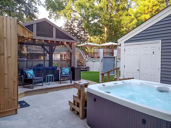 Photo - 4125 Peachtree Ave