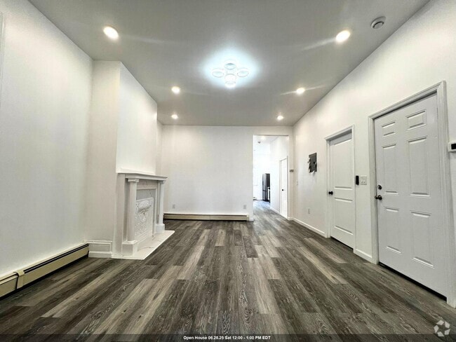 Building Photo - 216 Central Ave Unit 2 Rental
