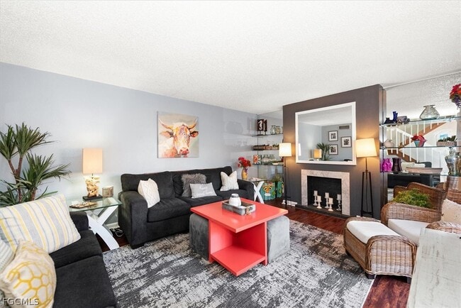 Photo - 4029 Sandlewood Ln