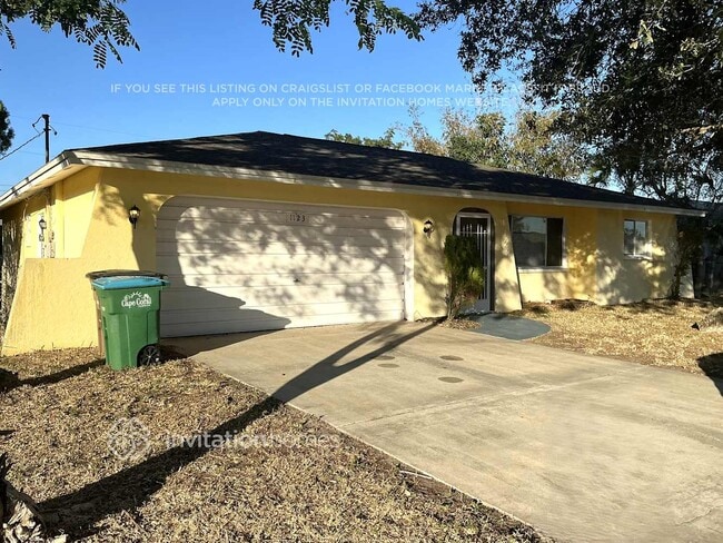 Building Photo - 1123 SE 34th St